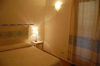 Resort Le Saline Palau Bagian luar foto