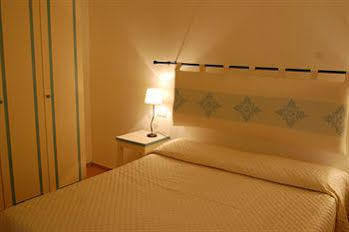 Resort Le Saline Palau Bagian luar foto